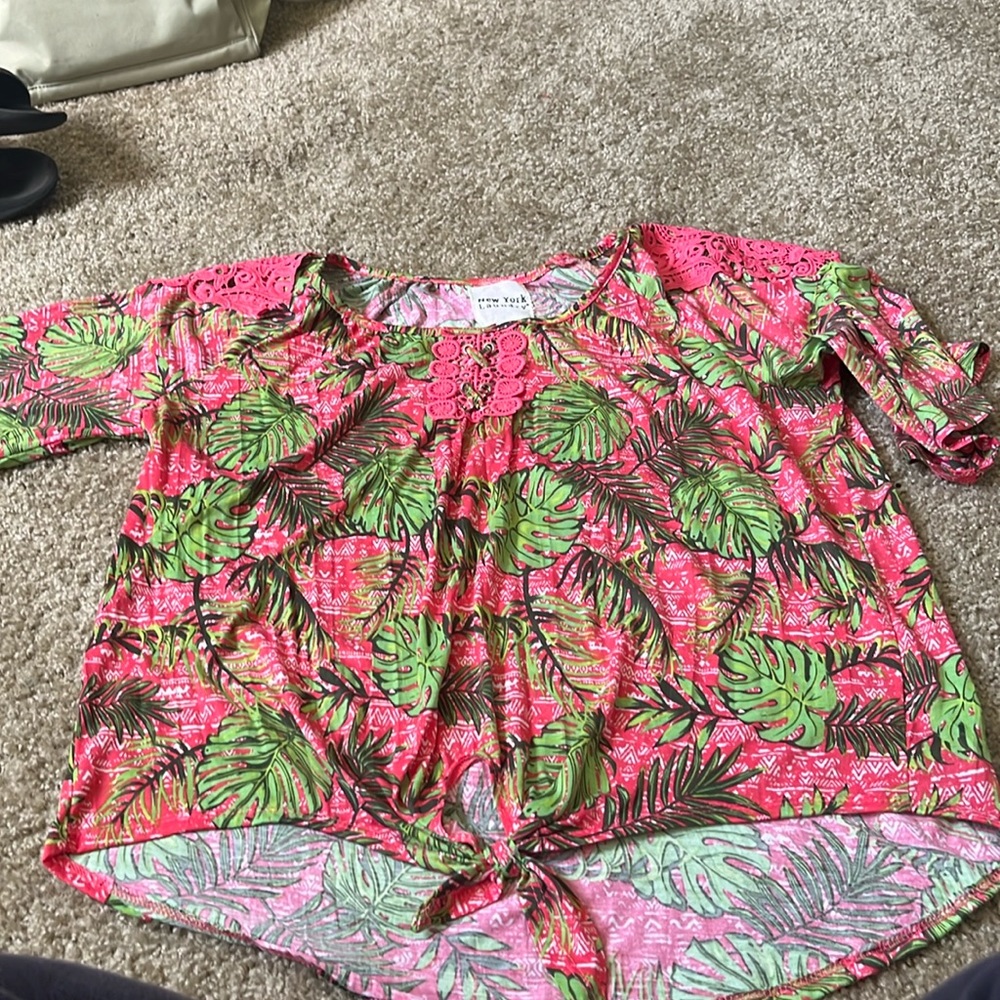 Asymmetrical shirt 1/2 sleeve